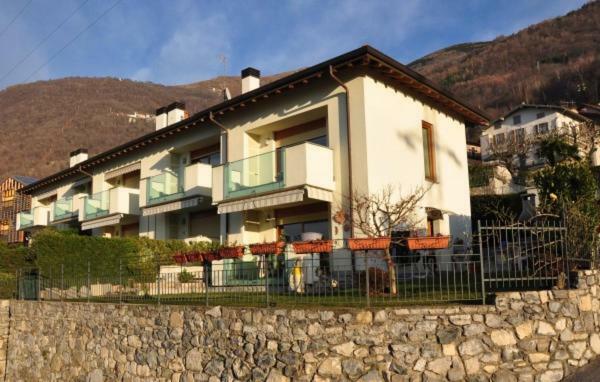 Apartment With Garden And Terrace Beautiful Lake View Bellano Exterior photo